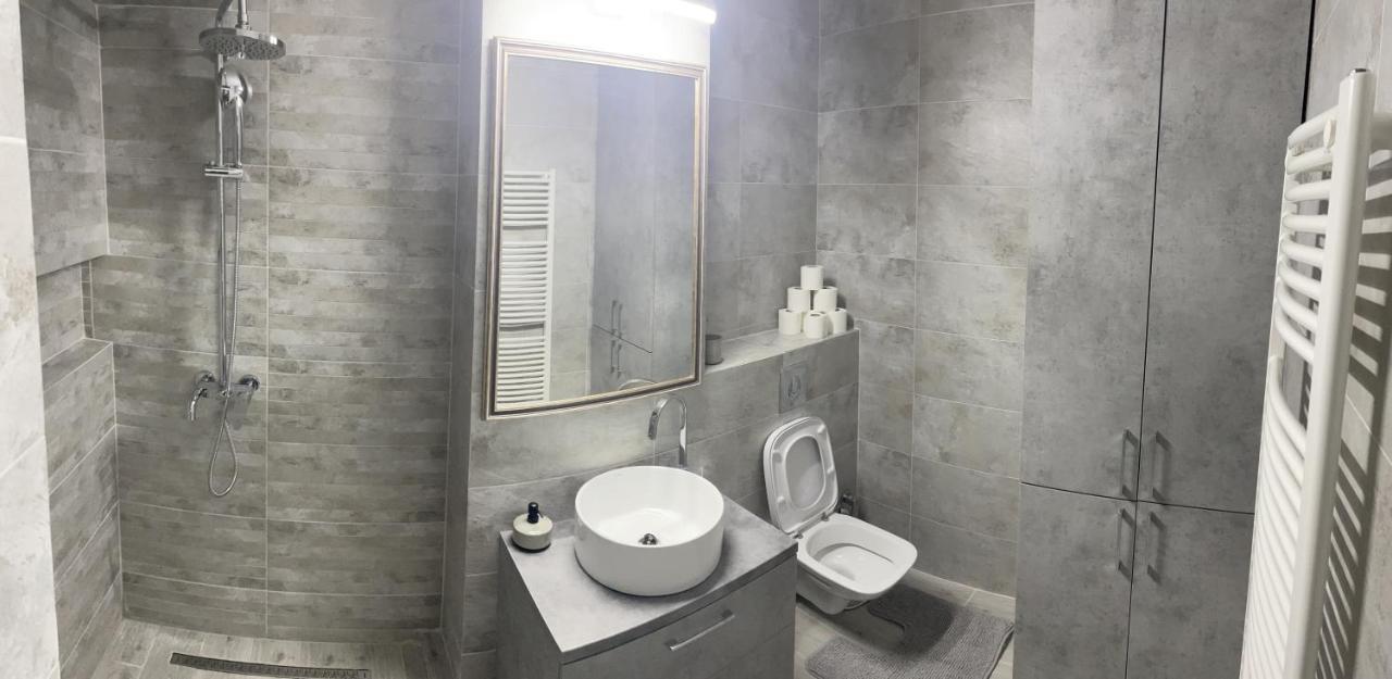 Eric Apartament Mamaia Buitenkant foto