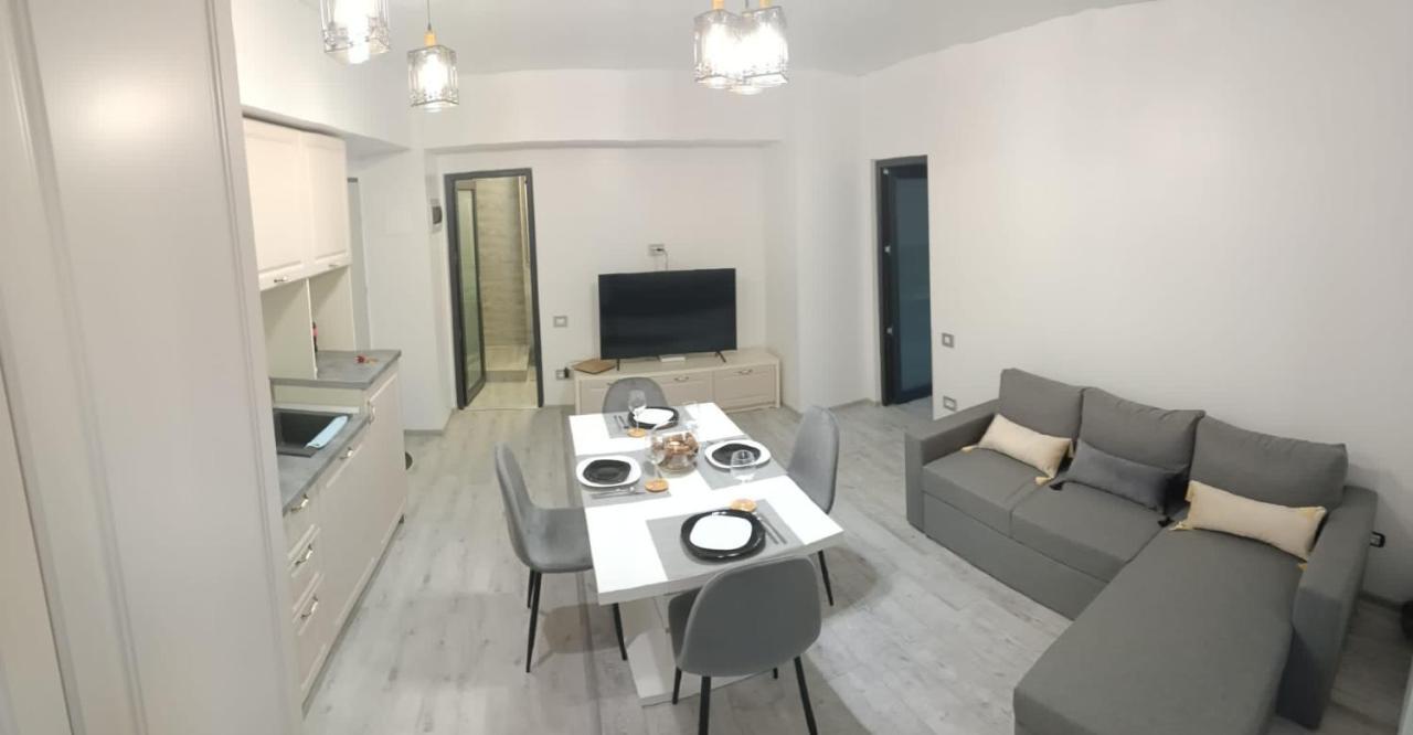 Eric Apartament Mamaia Buitenkant foto