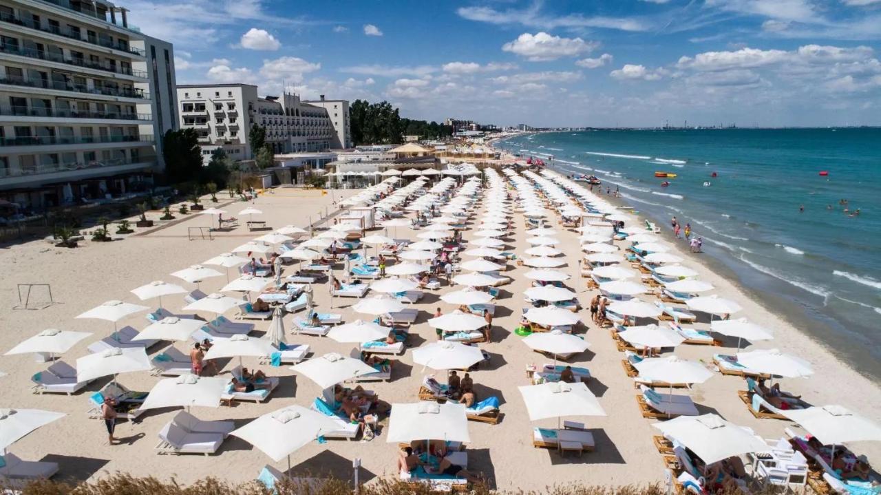 Eric Apartament Mamaia Buitenkant foto