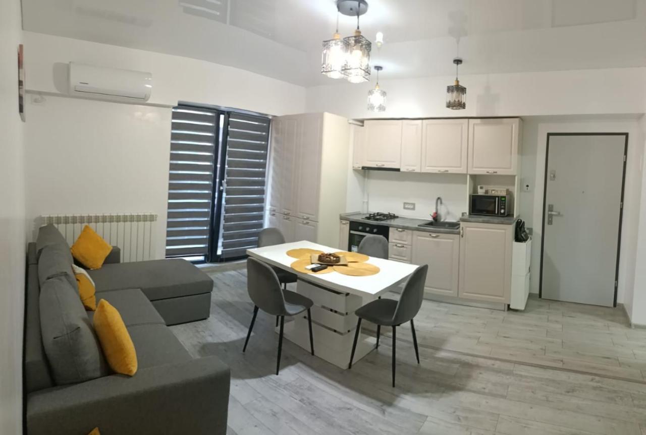 Eric Apartament Mamaia Buitenkant foto